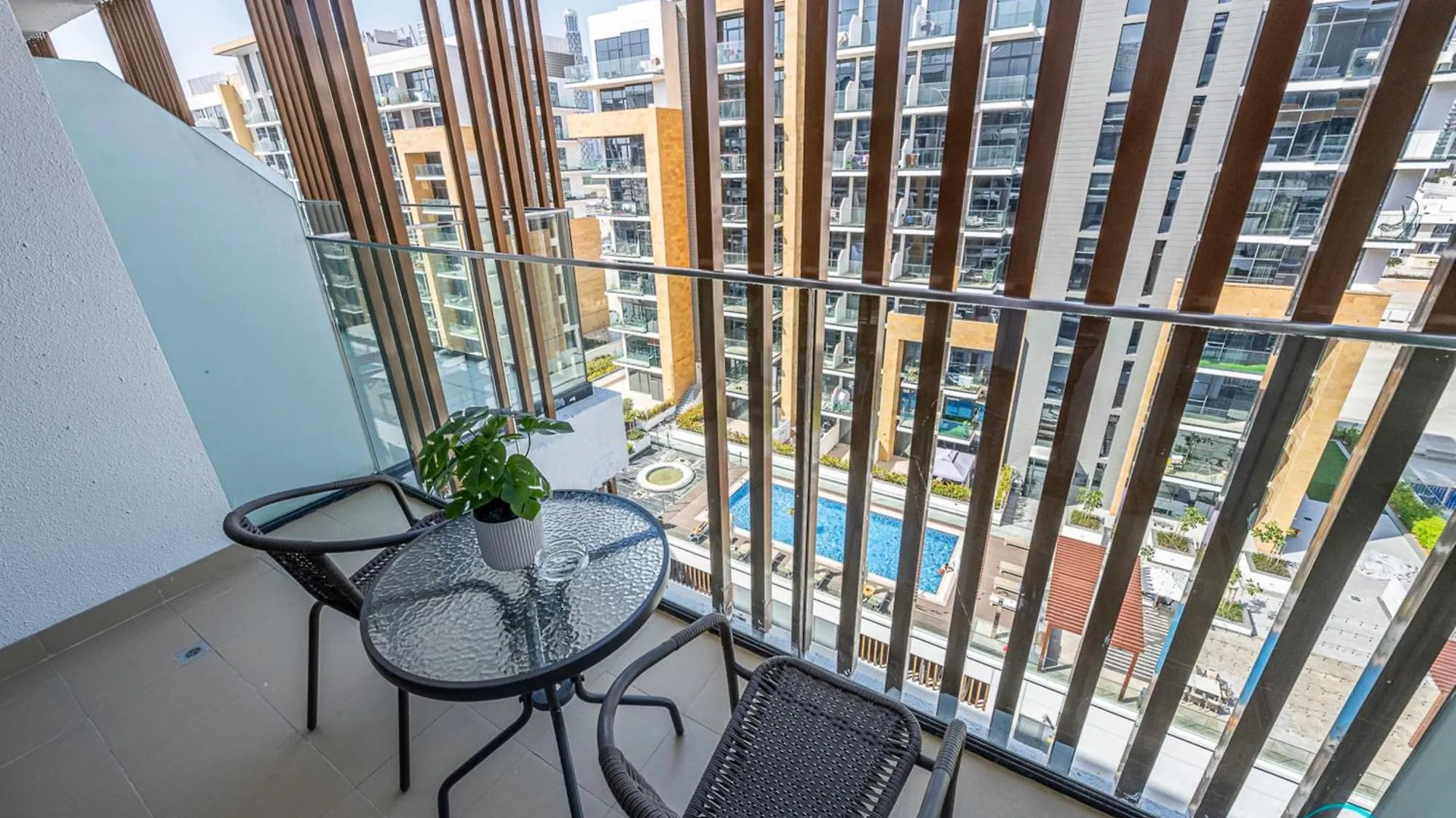 Snug Studio Apartment At Azizi Riviera, Al Merkadh By Deluxe Holiday Homes Dubai