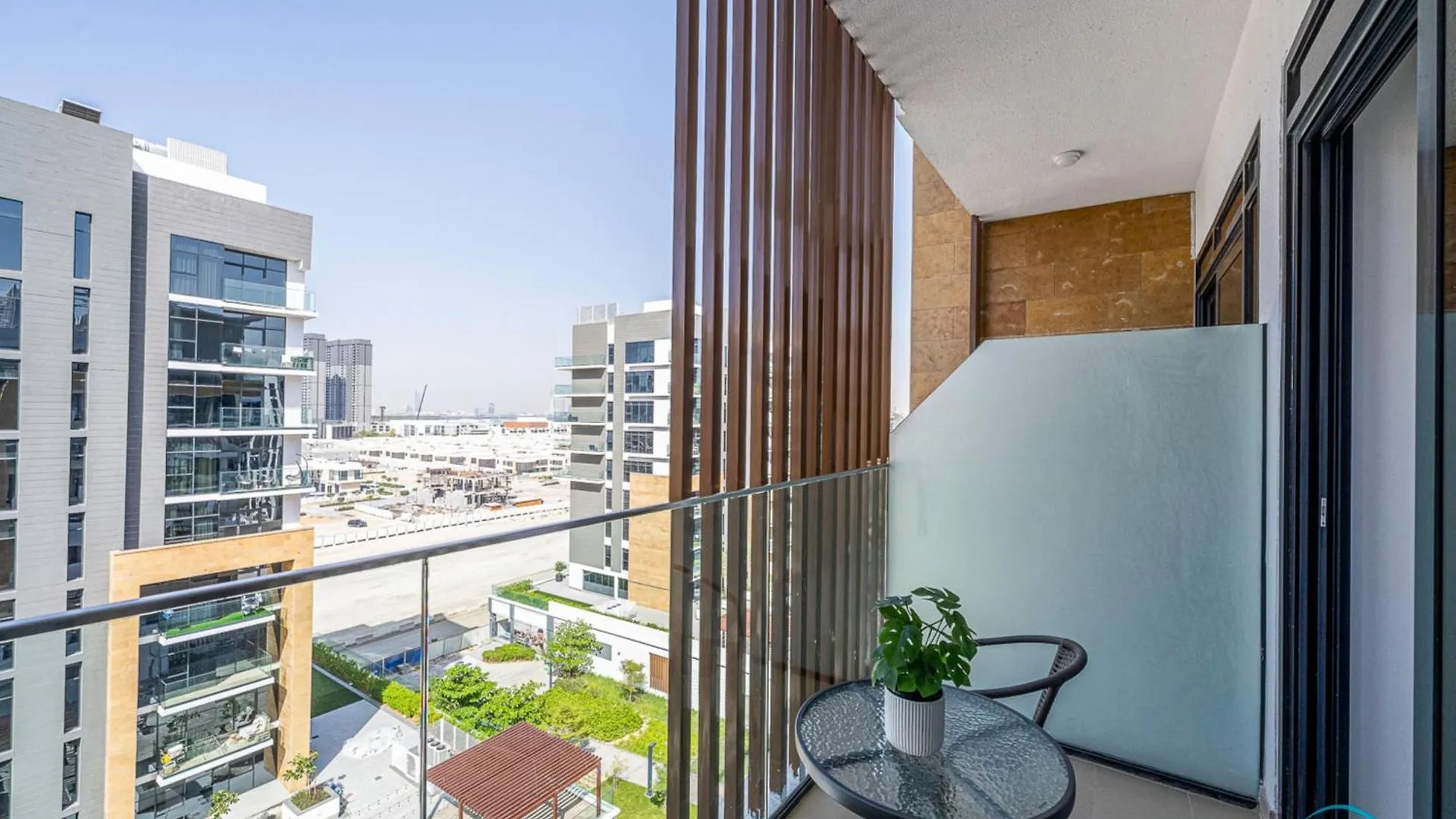 Snug Studio Apartment At Azizi Riviera, Al Merkadh By Deluxe Holiday Homes Dubai